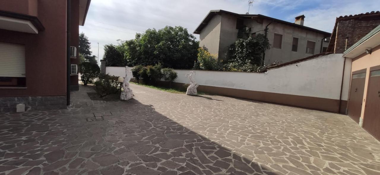 Villa Gaudi Cornegliano Laudense Zewnętrze zdjęcie